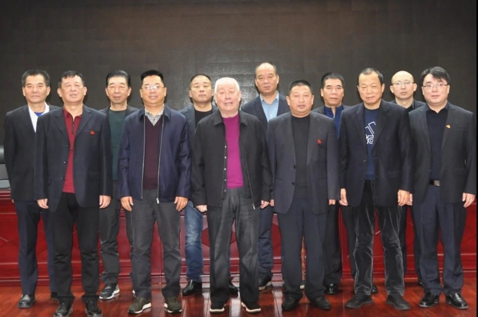 立足新的起點(diǎn) 賡續(xù)優(yōu)良傳統(tǒng) 起航新的征程 續(xù)寫(xiě)海納輝煌